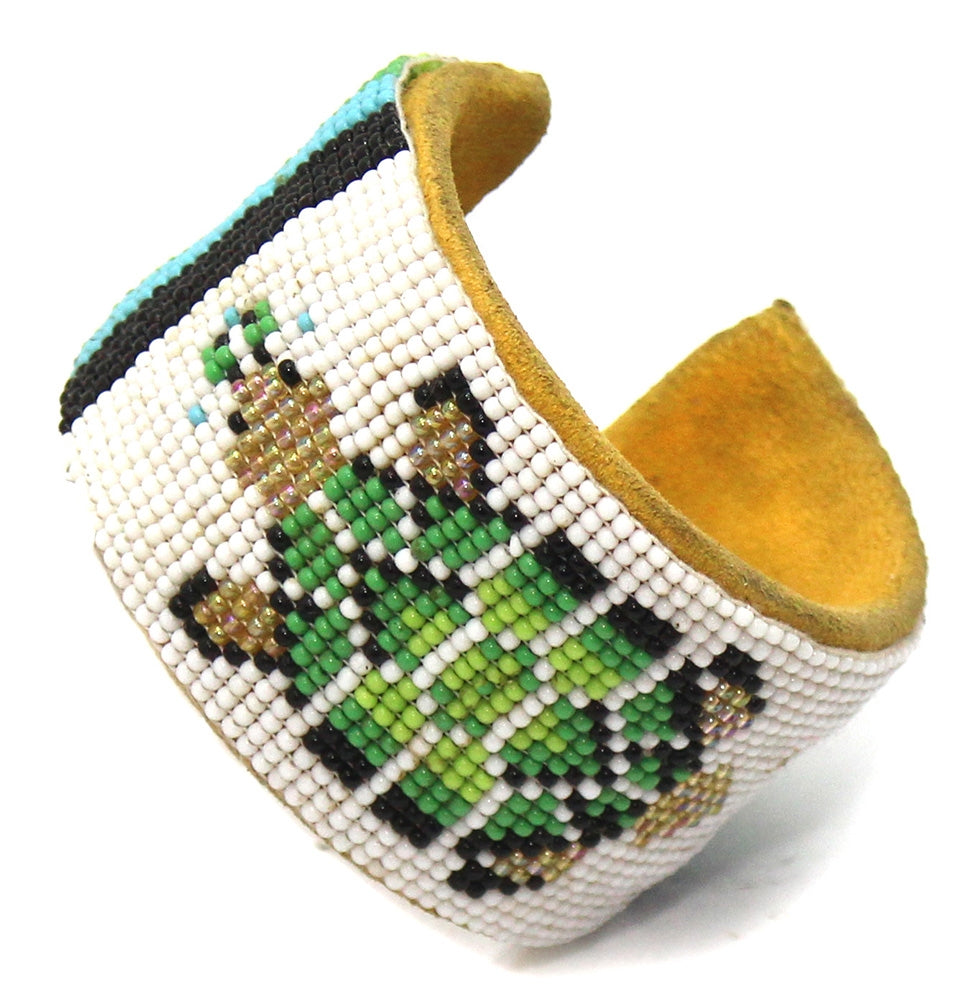 WelcomeNative Handmade Beaded White Green Turtle Pattern Leather Bracelet